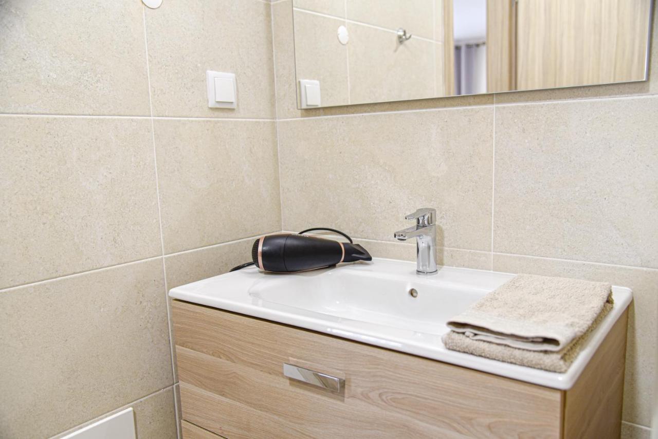 Apartamento Elegante Com Garagem E Piscina Na Praia Da Rocha Portimao Exterior photo